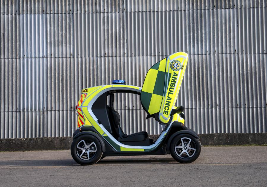  Renault Twizy Z.E. Cargo Ambulance 2015 года  (фото 4 из 7)